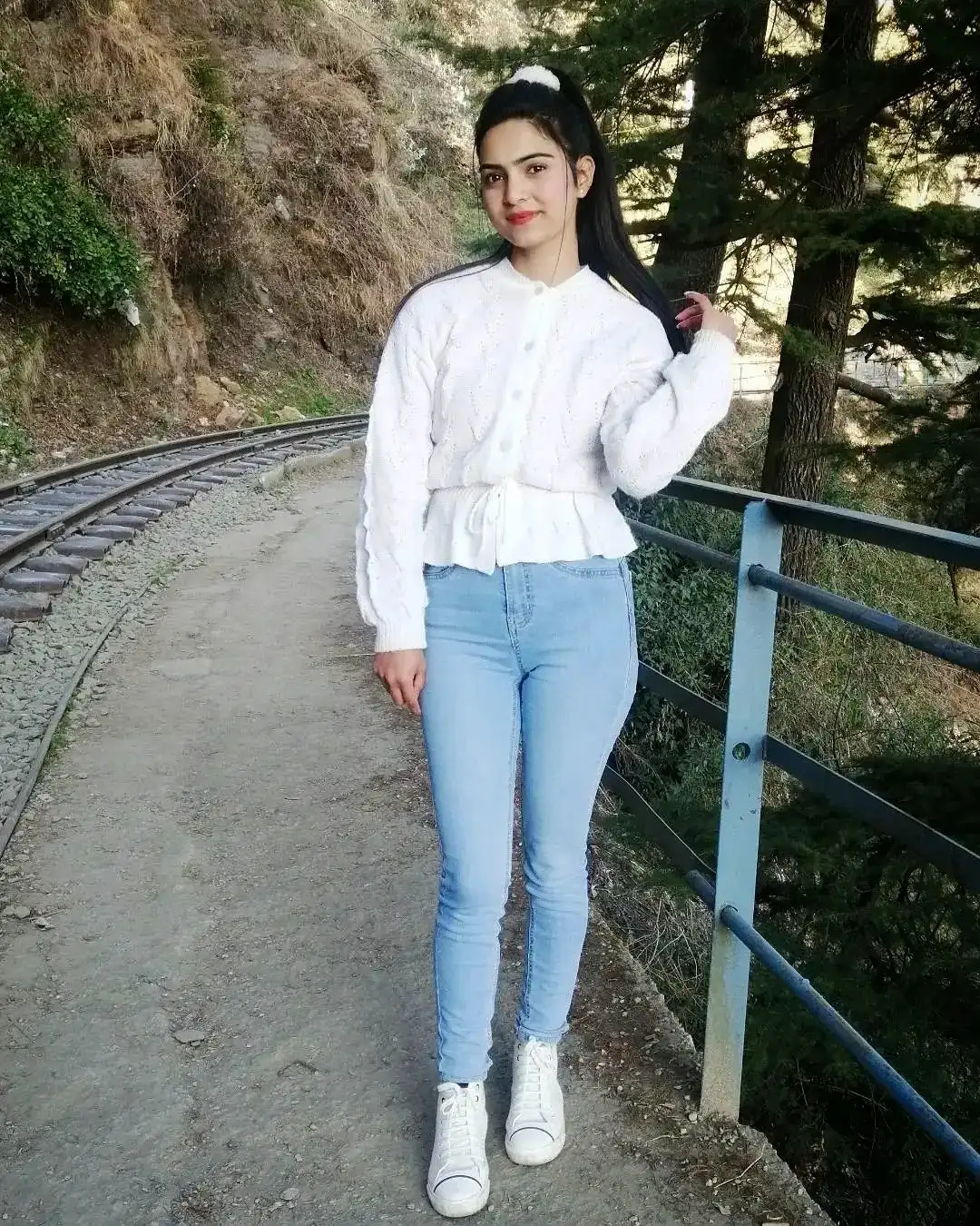 escorts and call girl Delhi